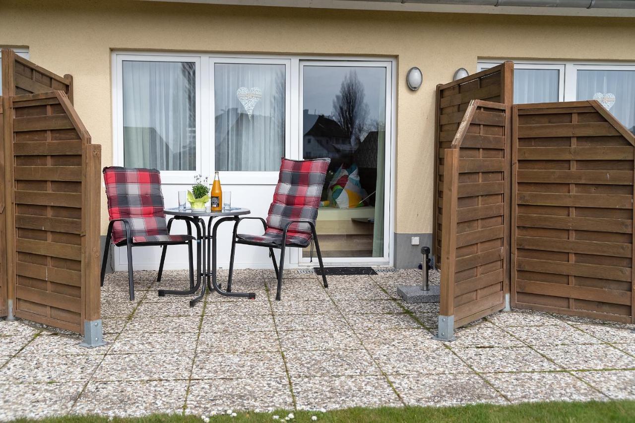 Apartament Haus Inselperle Mit Blick Auf Den Bodden Alt Reddevitz Zewnętrze zdjęcie